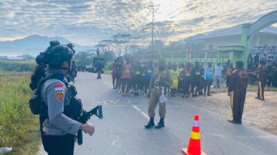 (Lomba Lari 5 KM Meriahkan HUT ke-81 RI di Dogiyai, Oktovianus Dogomo Jadi Juara)