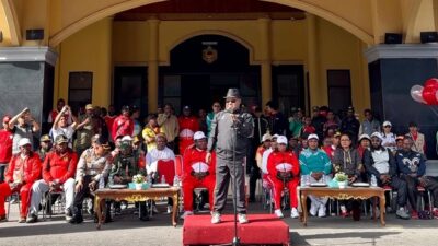 (78 Regu Meriahkan Gerak Jalan HUT ke-81 RI di Puncak Jaya, Bupati Yuni: Antusias Warga Luar Biasa)