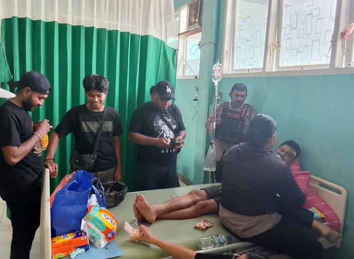 (Anggota Polda Papua Tengah Ditikam di Nabarua, 5 Pelaku Ditangkap!)