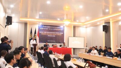 (Tim PORA Papua Tengah Bahas Pengawasan WNA dan Investasi Asing)