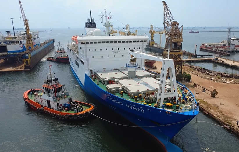 (Kapal PELNI KM Gunung Dempo)