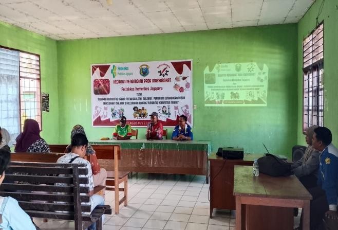 (Poltekkes Kemenkes Jayapura Dorong Warga Karang Tumaritis Perkuat Pencegahan Malaria)
