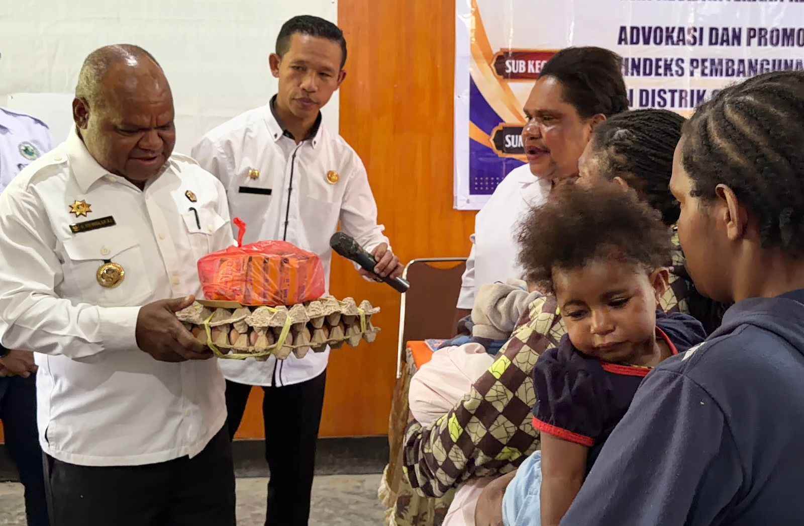 Dari Keluarga untuk Generasi Berkualitas, Bupati Yuni Wonda Tekankan Pentingnya Cegah Stunting