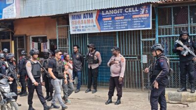 (Patroli Gabungan Polres Dogiyai Sasar Terminal hingga Pasar)