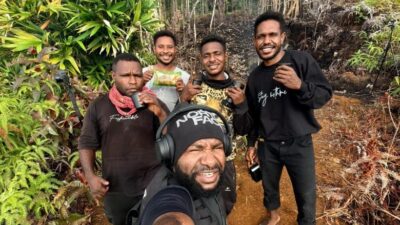 (Papuans Photo Ajak Komunitas dan Pemuda Bersama Pulihkan Hutan Gunung Gamei)