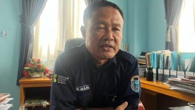 (Direktur RSUD Nabire, Sukatemin, S.Kep., Ns., M.Kep)