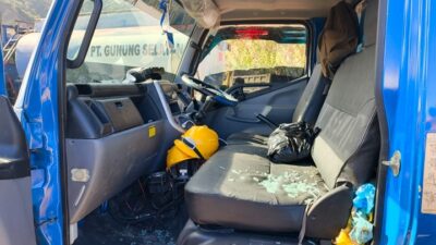 (Rombongan Pengawalan Truk BBM Ditembak OTK di Dogiyai)