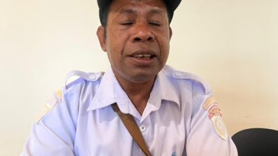 (Kepala Kampung Sanoba, Kornelis Osem)