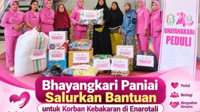 (Bhayangkari Paniai Salurkan Bantuan untuk Korban Kebakaran di Enarotali)