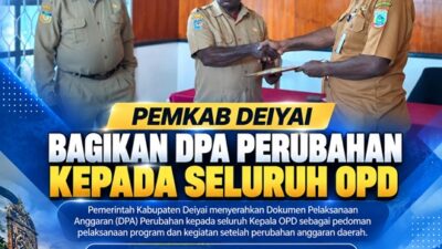 (Pemkab Deiyai Bagikan DPA Perubahan kepada OPD, Sekda Tekankan Akuntabilitas)
